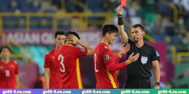 Lời khuyên vào tiền kèo thẻ đỏ không thua lỗ